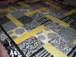 Black And White Quilt Patterns Pin By Katherine Pearson On Quilting Black And White Quilts Quilts Yellow Quilts