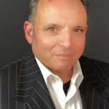 Grant and Eva M. Saint's iconic Mount Rushmore climb in classic movie