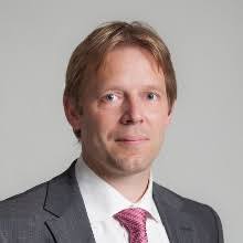 Alexander Sauer's Instagram, Twitter & Facebook