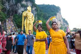 Видео thaipusam 2018, batu caves, kuala lumpur канала bd creative king. Alles Was Ihr Uber Die Batu Caves Wissen Musst Urlaubsguru De