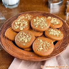 Low Carb Lebkuchen Kekse Mit Nuss Rezept Fur Weihnachtsgeback Ohne Zucker Lebkuchen Kekse Rezept Kekse Kekse Einfach