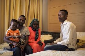 HCR - En Méditerranée, témoins horrifiés de la noyade de centaines de  naufragés