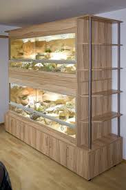 Extend Your Terrariums With Shelves Showcases Etc Like This Double Decker Extend Your Terrariums With In 2020 Reptile Terrarium Gecko Terrarium Reptile Room