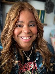 Sandra Thorp's Instagram, Twitter & Facebook