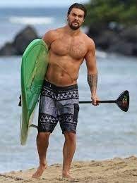 The actor claims that he is 6 feet 5 inches tall, but that he looks one inch shorter because of his poor posture, but according to his indicated height, he is 6 feet 4. Pin On Jason Momoa