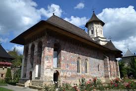Iată primul loc de pe lista noastră cu locuri de vizitat. AtracÅ£ii Turistice Complex Agrement Cacica