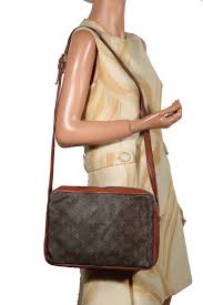 Subito a casa e in tutta sicurezza con ebay! Louis Vuitton Vintage Brown Monogram Canvas Sac Bandouliere Messenger Bag St Louis Vuitton Vintage Louis Vuitton Vuitton