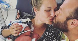 Find and save images from the kimberley klaver collection by cheryl koelewijn (cheryl_koelewijn) on we heart it, your everyday app to get lost in what you love. Kimberley Klaver Bevallen Van Zoon Entertainment Telegraaf Nl