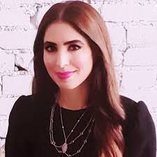 Danielle Whalen (@dannie19771)