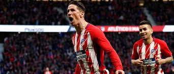 Atletico madrid's spanish forward fernando torres arrives with his children leo, elsa and nora before the spanish league football match between club atletico de madrid and sd eibar at the wanda metropolitano stadium in madrid on may 20, 2018. Fernando Torres In Advanced Negotiations With Fire Reports Fox Sports Mx Mlssoccer Com