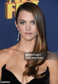 1,085 項克洛伊·伊斯特照片和高解像度圖片- Getty Images