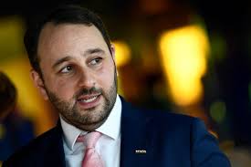 Vlaams belang vangt het wantrouwen, aldus stefaan walgrave, die samen met onderzoeker jonas lefevere (vub) het onderzoek ­uitvoerde. Freilich Vlaams Belang Moet Leden Met Nazi Sympathieen Uit De Partij Zetten Binnenland Hln Be