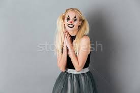 Anything with female/feminine clowns works. Portrat Lachelnd Blonde Frau Halloween Clown Make Up Stock Foto C Deandrobot 8569962 Stockfresh