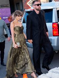 Taylor Swift and Travis Kelce in NYC 📸@backgrid_usa
