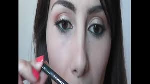 Retrouvez chaque semaine de nouveaux articles exclusifs, nouveaux looks et tests produits, mes nouvelles vidéos youtube et les discussions de la communauté ! Tutoriel Maquillage Yeux Marrons Mac Ma 1ere Video Youtube