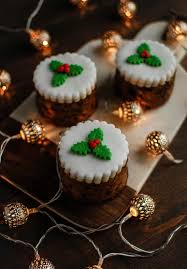 Fig And Pistachio Baked Bean Tin Christmas Cakes Recipe Katiecakes Recipe Mini Christmas Cakes Fruit Cake Christmas Christmas Cake Recipes