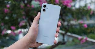 Samsung Galaxy A07 (2025) - Купить в Москве, цена (Август 2025) 8 900 ₽ в  России и СНГ, обзор характеристик процессора, памяти, камеры, экрана и  аккумулятора.