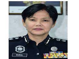 Datuk mangsa juga datang ke balai polis untuk membuat laporan dan polis menerangkan perkara sebenar yang berlaku, katanya dalam sidang media di ibu pejabat polis daerah klang utara hari ini. Dapatkan Surat Kebenaran Jika Keluar Masuk Polis Klang Utara