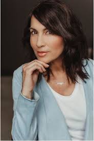 Victoria Robinson Page — The M.I. Artists and Speakers Group