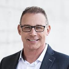 Craig Crossley's Instagram, Twitter & Facebook