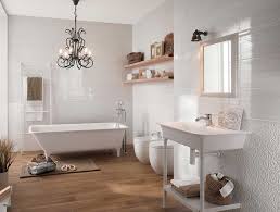 Il bagno in stile provenzale dovrebbe avere sia fascino rurale che sottili note glamour. Bagno In Stile Country Bolle Di Provenza Ovunque Voi Siate Orsolini