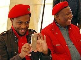 Mbuyiseni ndlozi was a grade 11 pupil from sebokeng in 2002 who had just won the communicator of the year in 2002 the younger mbuyiseni ndlozi was awarded young communicators award. Julius Malema Ripping Up The Decks At Mbuyiseni Ndlozi S Graduation Party Video 2oceansvibe News South African And International News