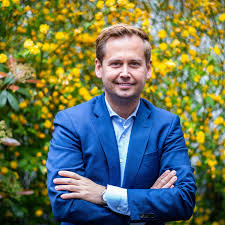 Caroline bosbach wurde am 27. Frankfurt Wolfgang Bosbachs Tochter Und Spd Politiker Oliver Strank Frankfurt