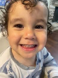 Experienced babysitter available for hire in Arlington area