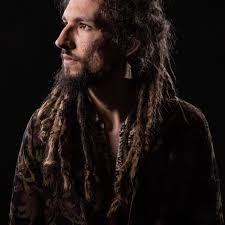 Spokane's Heat Speak to host holiday show at the Chameleon; Besty Rogue to  open