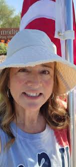 Today, we peacefully counter-protested the "No Kings" protest in Anthem. We  had fun and sent a message of support for ICE🥷, Law Enforcement👮‍♀️ and  President Trump 👱. They shouted NO KINGS! We