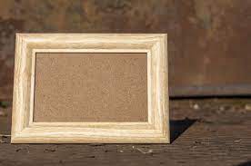 Con una spesa minima e un pizzico di manualità, andremo a costruire una cornice fai da te unica, da personalizzare a. Cornice Fai Da Te Come Fare Una Cornice Per Foto O Per Un Quadro