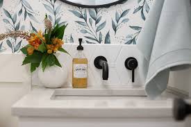 Wallpaper and paint store specialising is the biggest range at the lowest prices. Pin On Due For A Raze