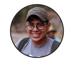 Alan Lara's Instagram, Twitter & Facebook