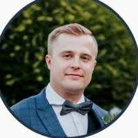 300+ ملفًا شخصيًا يحتوي على “Bojanowski”