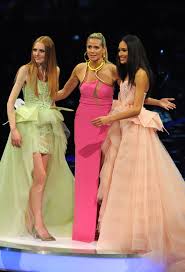 „ich kann dich nicht hören! Gntm Heidi Klum Und Ihre Madchen Gala De
