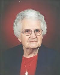 Edith Holbrook's Instagram, Twitter & Facebook