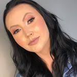 Carol Kozak's Instagram, Twitter & Facebook