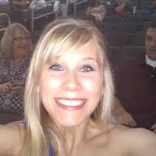 Sabrina Singleton (@sdietz1022)