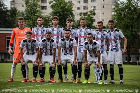 Escorte de lux si curve pe bani din cluj. U Cluj Infrangere La Scor In CondiÈ›ii Vitrege Elevii Lui Erik Lincar Vor RevanÈ™a