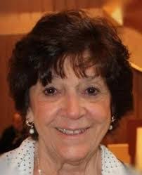 Lucia Casale's Instagram, Twitter & Facebook