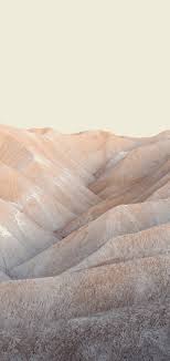 Android 12 automatically changes the colors in the user interface based on the dominant colors in the applied wallpaper. Here Is The New Android 12 Wallpaper For You To Download Droid News