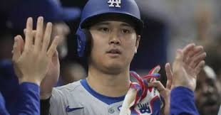 Ohtani and Freeman homer off Alcántara as Dodgers beat Marlins 7-4