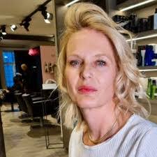 Sandra Granelli's Instagram, Twitter & Facebook