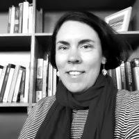 Dr Sally Larsen (@SallyLars_27)