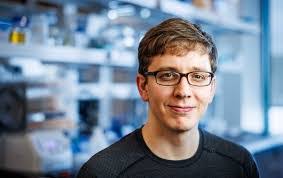 Aaron Ring's Instagram, Twitter & Facebook