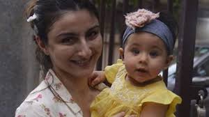 She is the youngest daughter of actress sharmila tagore and of mansoor ali khan pataudi, the 9th nawab of pataudi. Soha Ali Khan S Only Priority At The Moment Is Daughter Inaaya Movies News