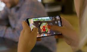 Gamers familiar with the original game and are fans, and newcomers, will happily discover that they had prepared a corporate style graphics. Fortnite Android Beta How To Download Fortnite Android Beta How To Sign Up And Get Apk Gaming Entertainment Express Co Uk