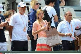 Jelena djokovic se sumó a las felicitaciones hacia el tenista balear tras ganar su decimotercer título en parís y también aplaudió el gran torneo realizado por novak pese a caer en la final. Roland Garros 2012 Jelena Djokovic Fan Club