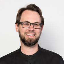 Chris AR Blauvelt (@arblauvelt)