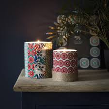 Candela Profumata E Vasetto In Ceramica Stampata Con Coperchio Barbados Maisons Du Monde Sala Da Pranzo Mobili Candele Profumate Candele